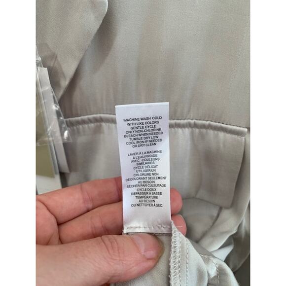 T Tahari-Utility-Button Up-Long Sleeve-Collared-Blouse-Satin-Silver-Women-S - Picture 5 of 7